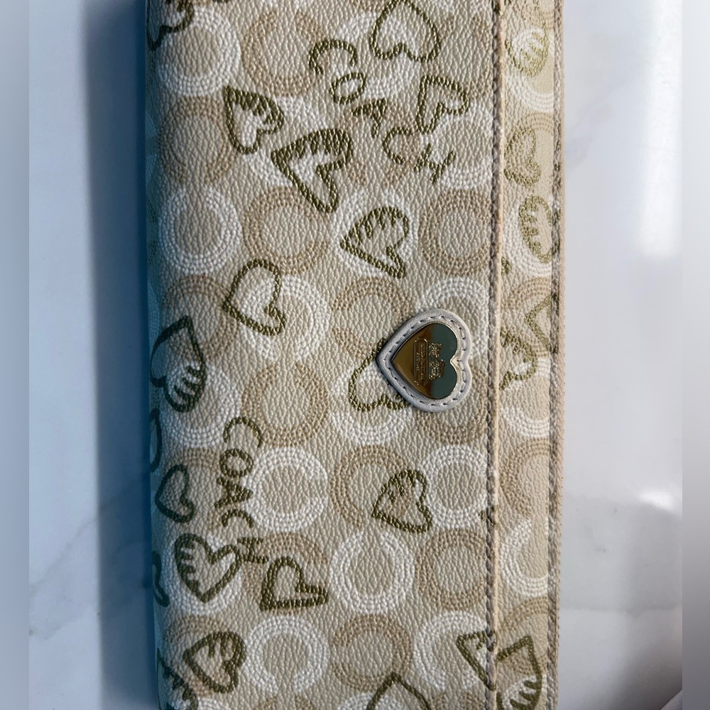 Coach wallet